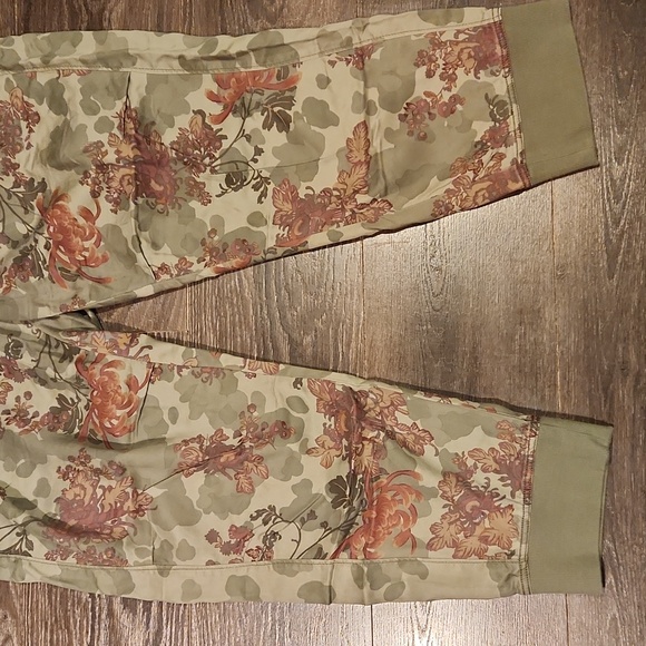 ❤️ ANTHROPOLOGIE HIGH RISE NOMAD FLORAL CAMO FLORAL JOGGERS, XL - Picture 5 of 11